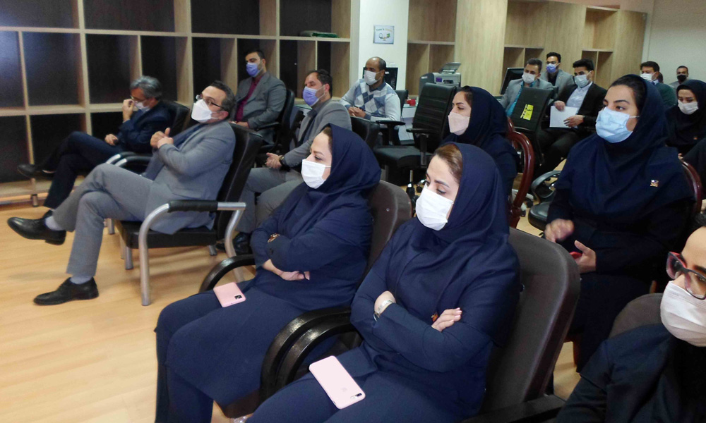 جلسه پایان سال مدیرعامل محترم همیاران شمال شرق با کارکنان مجموعه برگزار شد