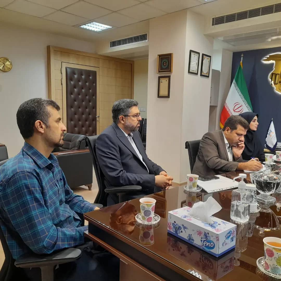 مدیرعامل شرکت همیاران شمال شرق با جمعی از مدیران سازمان فناوری اطلاعات و ارتباطات شهرداری مشهد دیدار و گفتگو کرد.